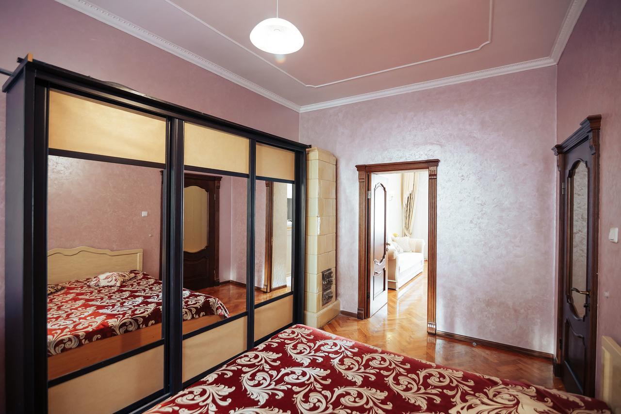 Centreville Apartments Ivano-Frankivszk Kültér fotó